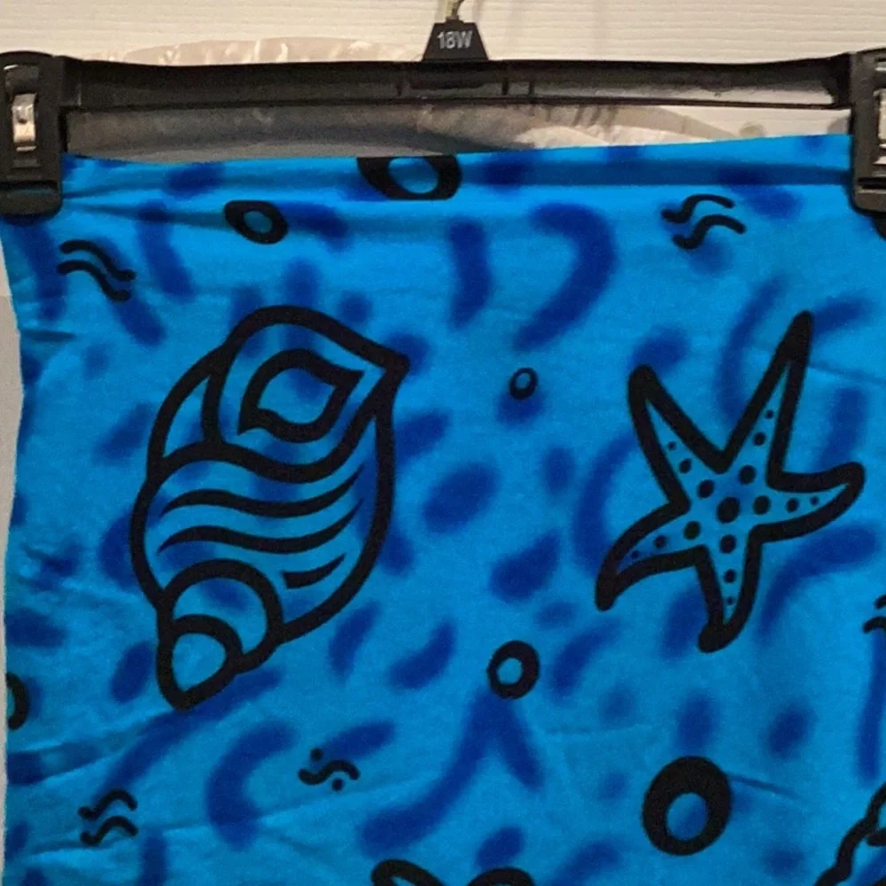 Sarong - Picture 2 of 5